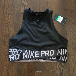Nike Pro Intertwist - BRAND NEW